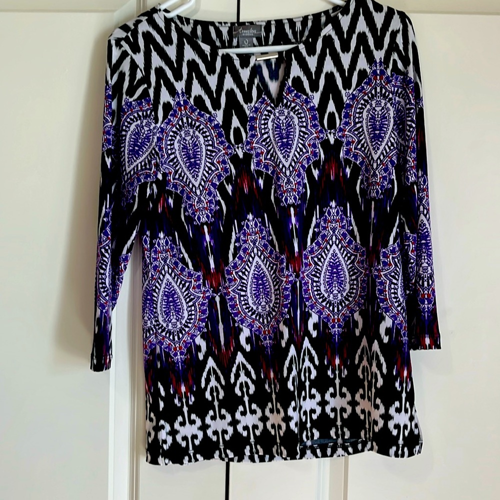 Chico’s travelers shirt, size 0